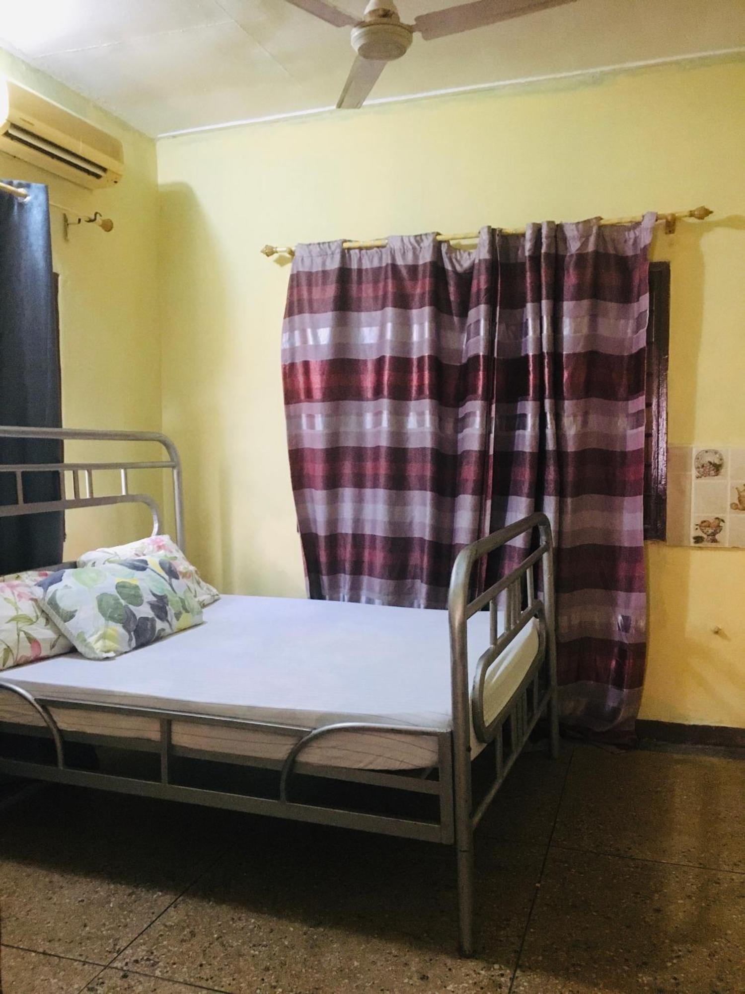 Serenity Homestay Дар-эс-Саламе Экстерьер фото