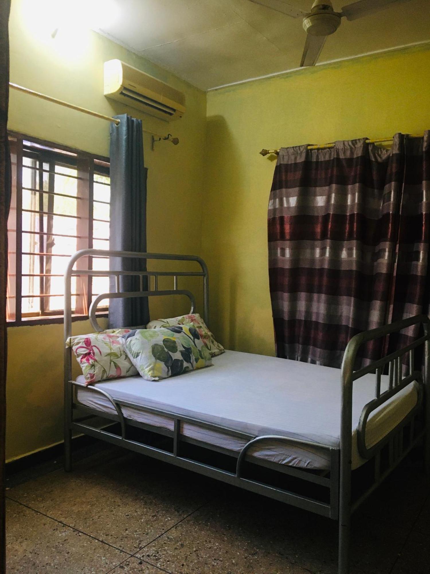 Serenity Homestay Дар-эс-Саламе Экстерьер фото
